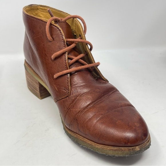 Clarks Originals Booties Womens 7.5 Brown Leather Block Heeled Chukka Lace Up - Picture 10 of 16